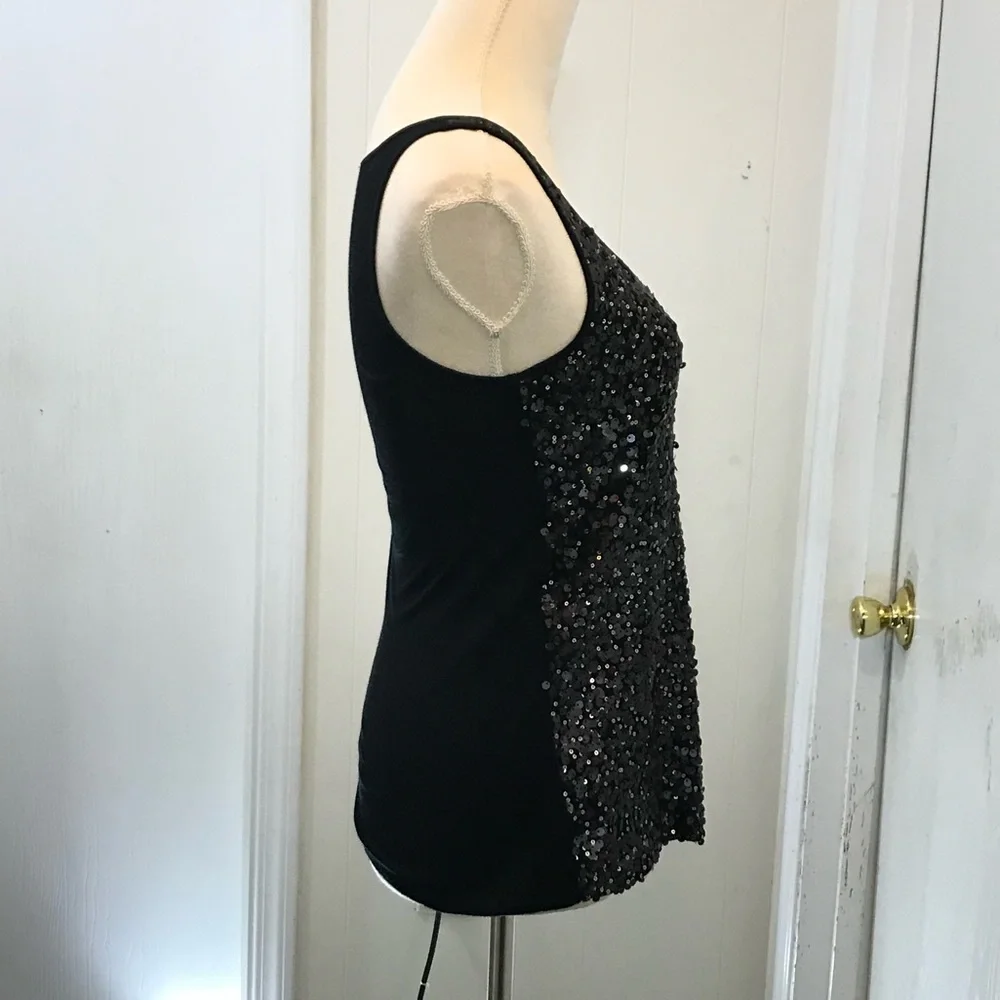 ☀️WEEKEND SALE☀️ Express sequined black tank - Picture 3 of 6